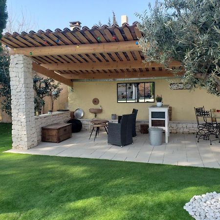 La Maison 1440 LʼIsle-sur-la-Sorgue Zewnętrze zdjęcie